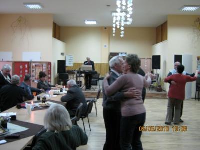 05.05.2010 - spotkanie seniorów 016.jpg